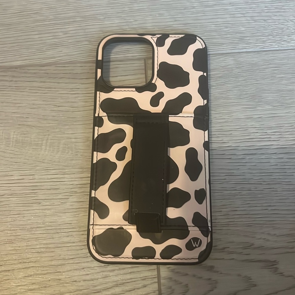 iPhone 13 Pro Max walli